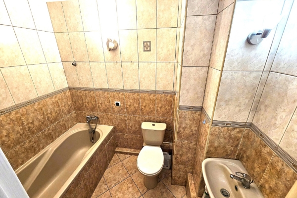 Ogłoszenie - 2pok, 31met, okolice Gorlickiej PIWNICA/WINDA/PARKING (Wrocław). Zdjęcie 6