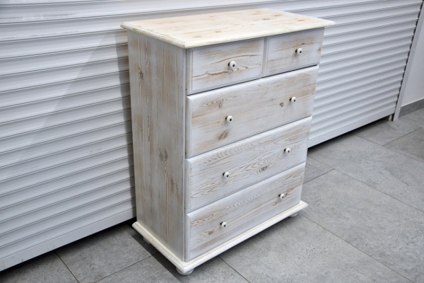 Ogłoszenie - komoda z szufladami z drewna sosnowego - jak nowa. Zdjęcie 2