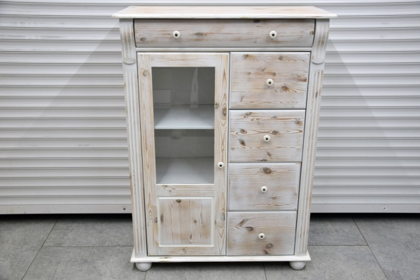 Ogłoszenie - komoda z drewna sosnowego - jak nowa. Zdjęcie 1