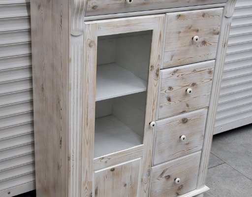 Ogłoszenie - komoda z drewna sosnowego - jak nowa. Zdjęcie 2