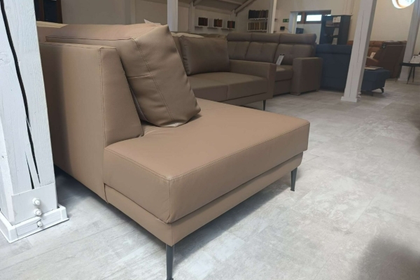 Ogłoszenie - Nowoczesny i elegancki narożnik Cloud, na wysokich nóżkach!. Zdjęcie 3