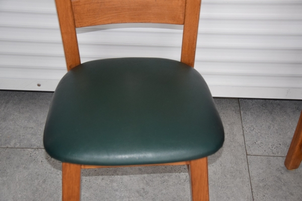 Ogłoszenie - krzesła dębowe 4 sztuki - jak nowe. Zdjęcie 4