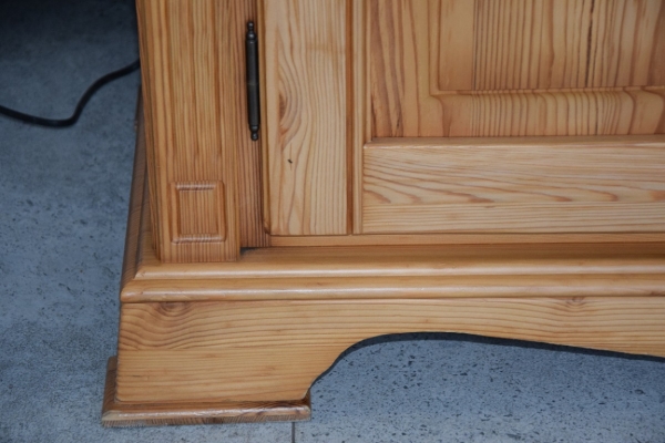 Ogłoszenie - kredens z drewna sosnowego - jak nowy. Zdjęcie 9