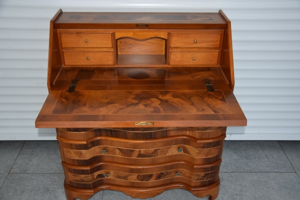 Ogłoszenie - sekretarzyk z drewna orzechowego - jak nowy. Zdjęcie 5