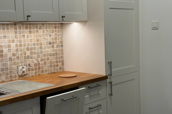 Ogłoszenie - Sprzedam mieszkanie w apartamentowcu.. Zdjęcie 2