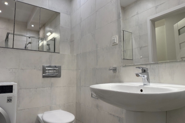 Ogłoszenie - Sprzedam mieszkanie w apartamentowcu.. Zdjęcie 4