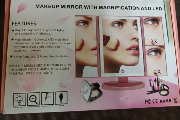 Ogłoszenie - Lustro kosmetyczne z oświetleniem LED. Zdjęcie 2