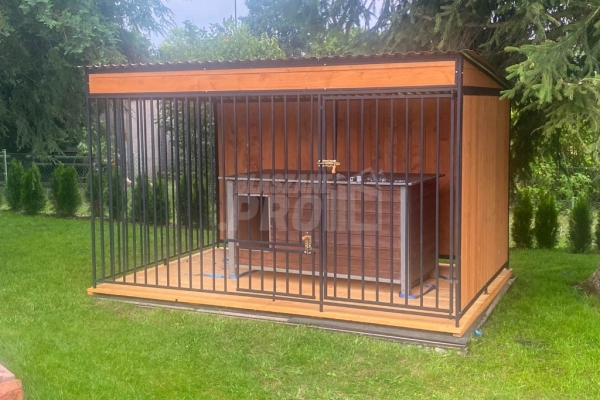 Ogłoszenie - Kojec dla psów 4x2m - furtka - ściany zabudowane drewnem - drewniana podłoga GP634. Zdjęcie 3