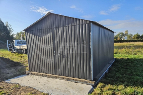 Ogłoszenie - Garaż blaszany 3x6 Brama dwuskrzydłowa - antracyt - dach dwuspadowy GP630. Zdjęcie 4