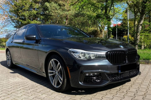 Ogłoszenie - BMW Seria 7 G12 3 740i Long 3.0 R6 M-pakiet Full Opcja Radar 340 KM. Zdjęcie 8