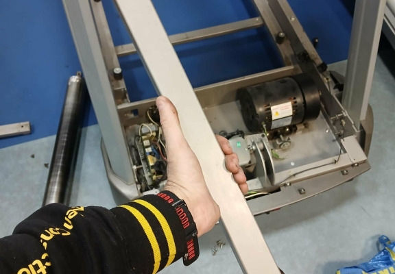 Ogłoszenie - Serwis siłowni w szkołach | Technicy Mobilni | Remonty maszyn i sprzętu sportowego. Zdjęcie 3