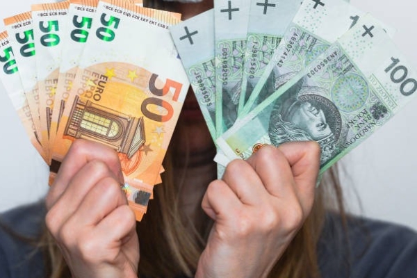 Ogłoszenie - Czy potrzebujesz kredytu bez przedplaty? (Czy potrzebujesz kredytu bez przedplaty?). Zdjęcie 1