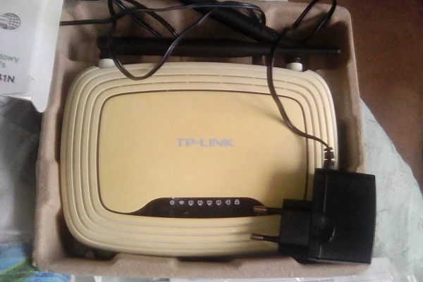 Ogłoszenie - Bezprzewodowy router tp-link. Zdjęcie 2