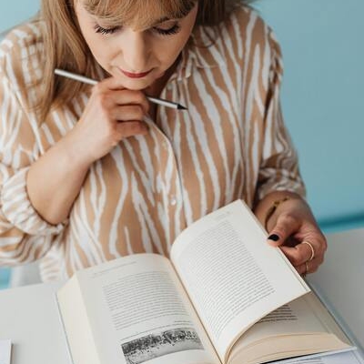 Ogłoszenie - korepetycje historia, ekonomia, politologia. Zdjęcie 1