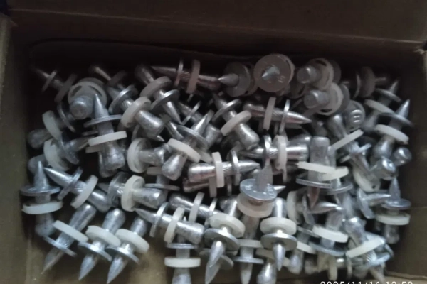 Ogłoszenie - Kołki gwoździe do stał Hilti ENP3- 21 D12. Zdjęcie 3