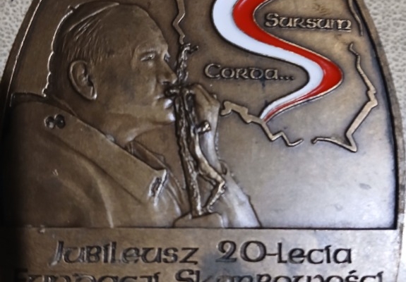 Ogłoszenie - Pamiątkę po naszym Papierzu Janie Pawle II.. Zdjęcie 6