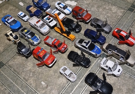 Ogłoszenie - Cała kolekcja pojazdów różnych,ponad 140 sztuk.. Zdjęcie 7