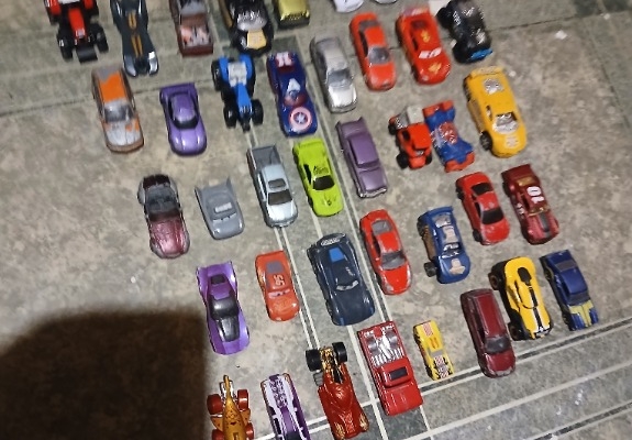 Ogłoszenie - Cała kolekcja pojazdów różnych,ponad 140 sztuk.. Zdjęcie 5