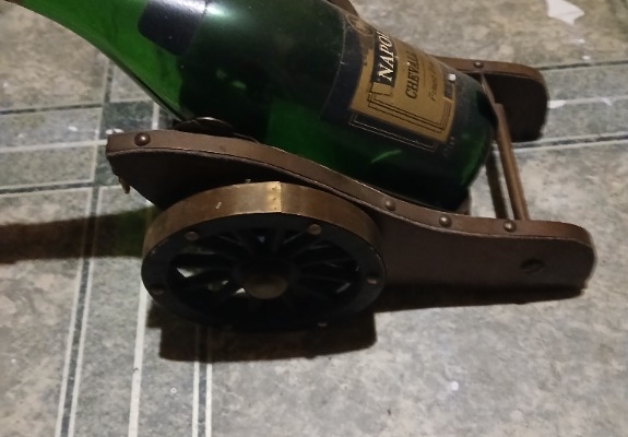 Ogłoszenie - Piękne stojaki do alkoholu.. Zdjęcie 6