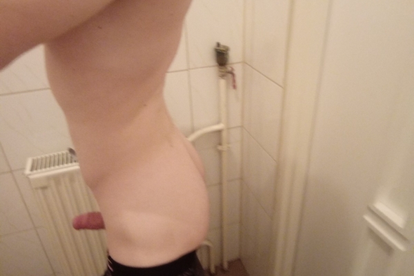 Ogłoszenie - Młody 19 oblodzi w samochodzie za lekkie wsparcie. Zdjęcie 1