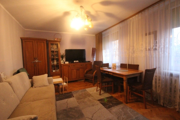 Ogłoszenie - 3pok, 56met, okolice Skwierzyńskiej LOGGIA/PIWNICA/WINDA (Wrocław). Zdjęcie 2