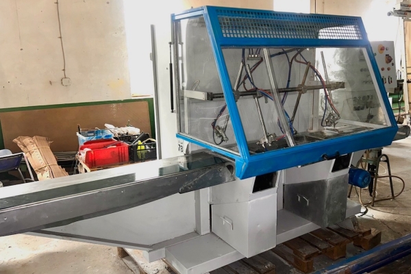 Ogłoszenie - Automat do lakierowania listew MAKOR CSP4. Zdjęcie 9