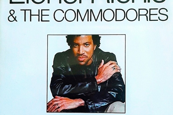 Ogłoszenie - Polecam Wspaniały-Album 2X CD Lionel Richie -T Definitive Colection. Zdjęcie 1