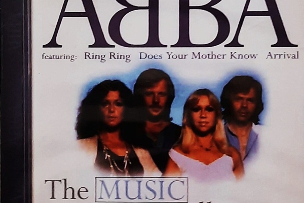 Ogłoszenie - Polecam Album CD Zespołu ABBA - Album The Music still goes. Zdjęcie 1