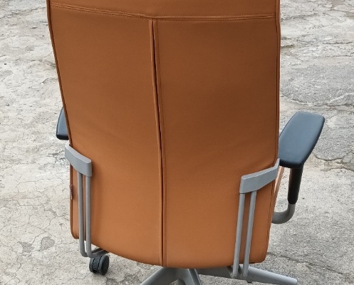 Ogłoszenie - Fotel gabinetowy PROFIM, stan bardzo dobry, atrakcyjna cena. Zdjęcie 2