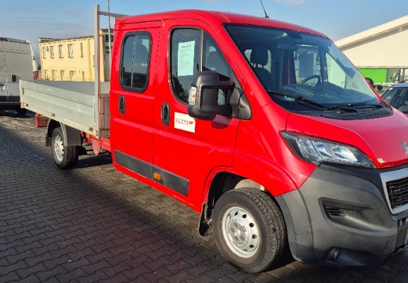 Ogłoszenie - Sprzedam samochód Peugeot Boxer 2.2 HDi z 2021 roku. Zdjęcie 1