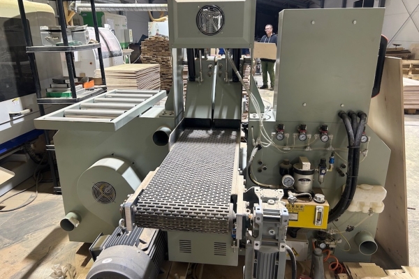 Ogłoszenie - Trak do lameli, piła taśmowa pozioma - rok 2025. Zdjęcie 10