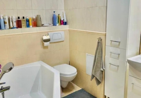 Ogłoszenie - 2pok, 43met, Okolice Konnej BALKON/2008 (Wrocław). Zdjęcie 4