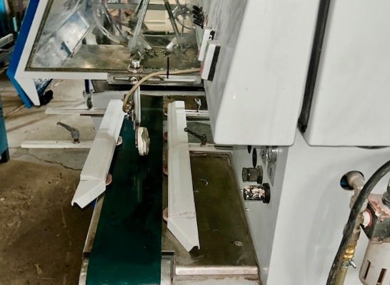 Ogłoszenie - Automat do lakierowania listew MAKOR CSP4. Zdjęcie 3