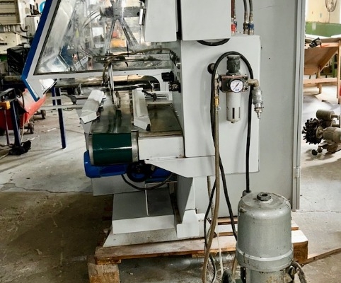 Ogłoszenie - Automat do lakierowania listew MAKOR CSP4. Zdjęcie 4