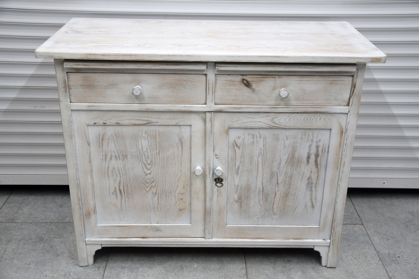 Ogłoszenie - komoda z drewna sosnowego - jak nowa. Zdjęcie 1