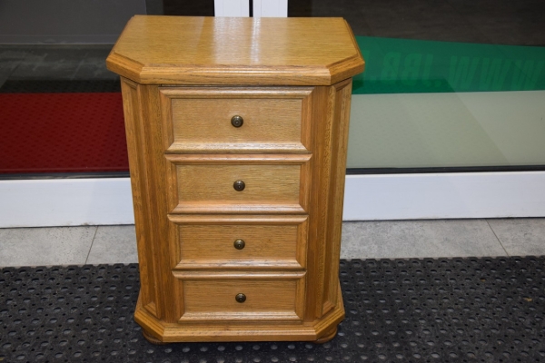 Ogłoszenie - komoda dębowa z szufladami - jak nowa. Zdjęcie 1