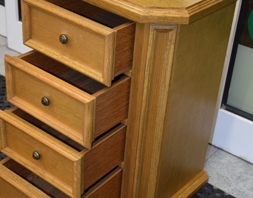 Ogłoszenie - komoda dębowa z szufladami - jak nowa. Zdjęcie 5