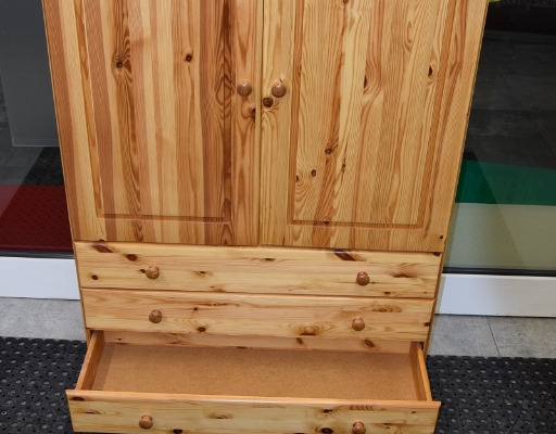 Ogłoszenie - bieliźniarka z drewna sosnowego - jak nowa. Zdjęcie 3