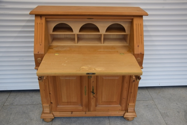 Ogłoszenie - sekretarzyk z drewna świerkowego - super stan. Zdjęcie 4