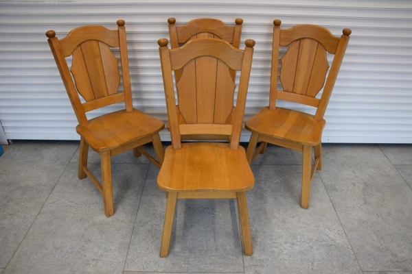 Ogłoszenie - stół rozkładany i 4 krzesła - cały komplet z drewna dębowego - jak nowy. Zdjęcie 5