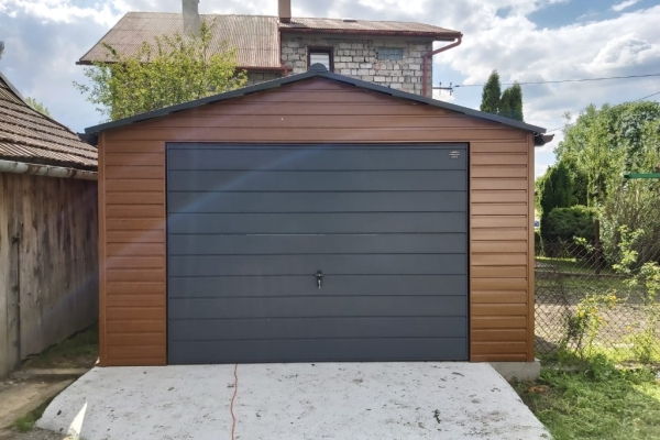 Ogłoszenie - garaże drewnopodobne i akrylowe 6m x 6m z blachodachówką. Zdjęcie 3