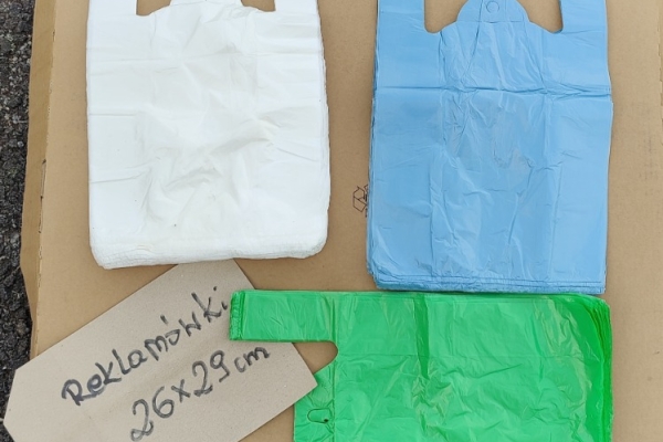 Ogłoszenie - Reklamówki jednorazówki, NOWE, rozmiar 26X29 BARDZO ATRAKCYJNA CENA !!!. Zdjęcie 1