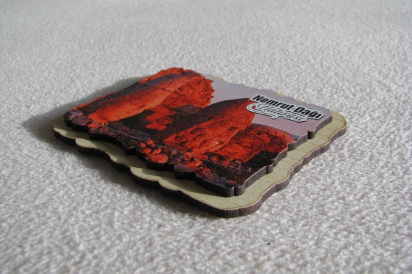 Ogłoszenie - Magnes na lodówkę Nemrut Dagi - magnetyczna pamiątka z Turcji. Zdjęcie 3