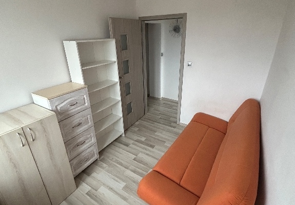 Ogłoszenie - Mieszkanie z pięknym widokiem. Dwa oddzielne pokoje. Stan do wprowadzenia. Po generalnym remoncie. Zdjęcie 3