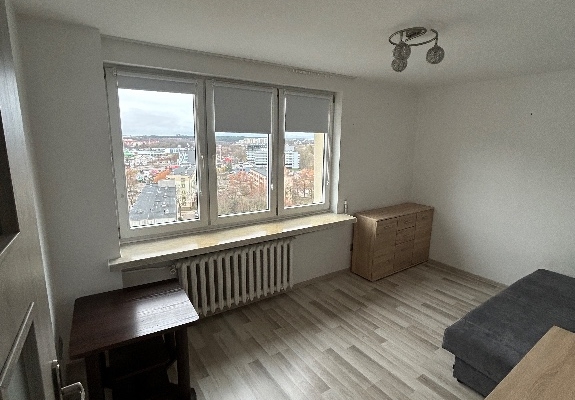 Ogłoszenie - Mieszkanie z pięknym widokiem. Dwa oddzielne pokoje. Stan do wprowadzenia. Po generalnym remoncie. Zdjęcie 10