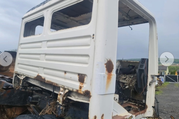 Ogłoszenie - MAN F2000 Sprzedam zdrowe kabiny do rok 2001. Zdjęcie 3