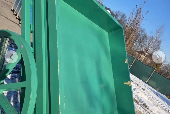 Ogłoszenie - Sprzedam wózek na warzywa i owoce, wystawowy drewniany. Zdjęcie 1