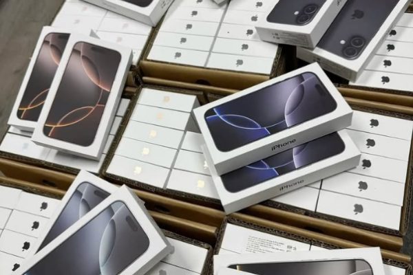 Ogłoszenie - PayPal, bankowy, Sony PS5, 210 EUR, iPhone 16, 400 EUR, iPhone 16 Pro, Apple Watch, iPhone 16 Pro Max, Samsung S25 Ultra. Zdjęcie 1