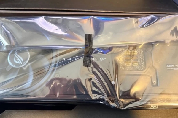 Ogłoszenie - Nowa karta graficzna ASUS ROG Astral GeForce RTX 5090 z 32 GB pamięci GDDR7. Zdjęcie 5