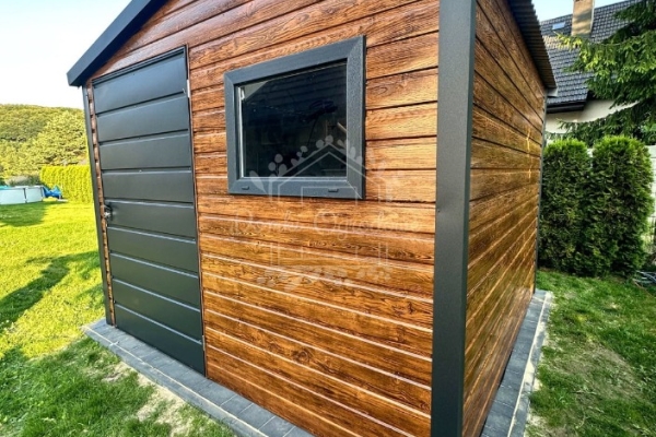 Ogłoszenie - Schowek - domek 2,5x2,5m - drzwi - okno - jasny orzech - drewnopodobny - dach dwuspadowy ID1070. Zdjęcie 2
